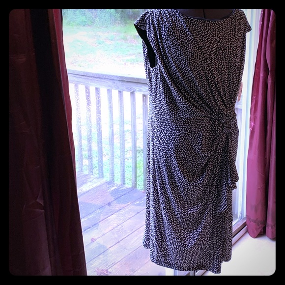 Jones Studio by Dress Barn black and white dress - Picture 1 of 9